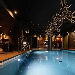 **** Hotel Avenue France